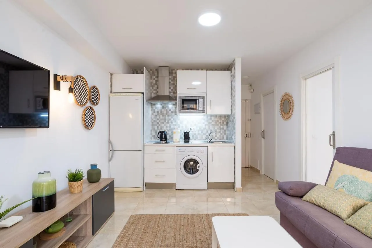 Mp5-Just Renovated Apartment Right On The Beach Malaga 0*,  Spain